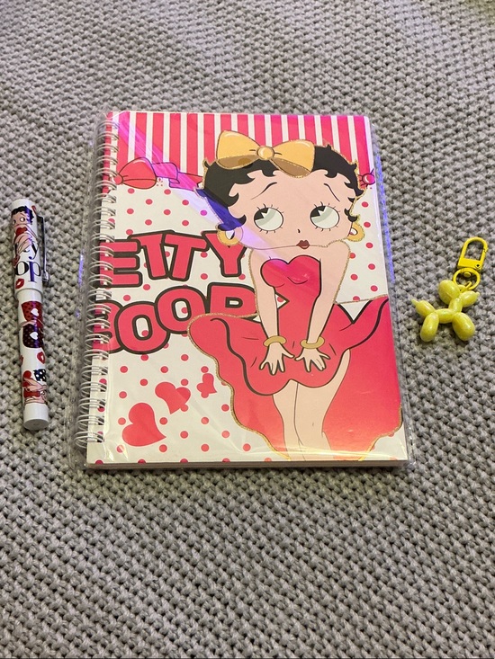 Betty Boop Other - Betty Boop (3Pcs) Pink Spiral Notebook - W/Pen & Ballon Dog Keychain.